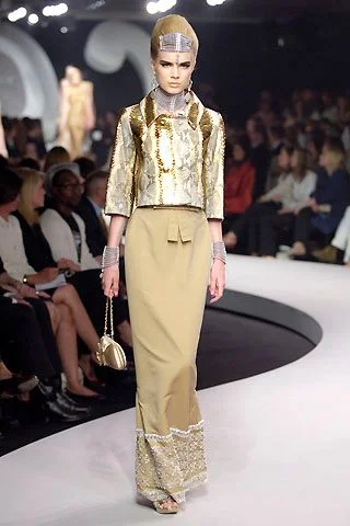 Look 50